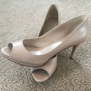 Enzo Angiolini nude peep toe heels